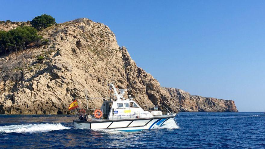 Embarcació de vigilància de la Reserva Marina de Cala Rajada. Arxiu Fundació Marilles.